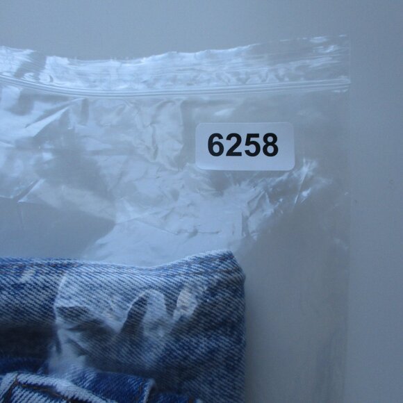 VINTAGE Chic Skirt Womens 7 Blue Acid Wash Denim Jean Short 80s 90s Made In USA - Picture 14 of 14